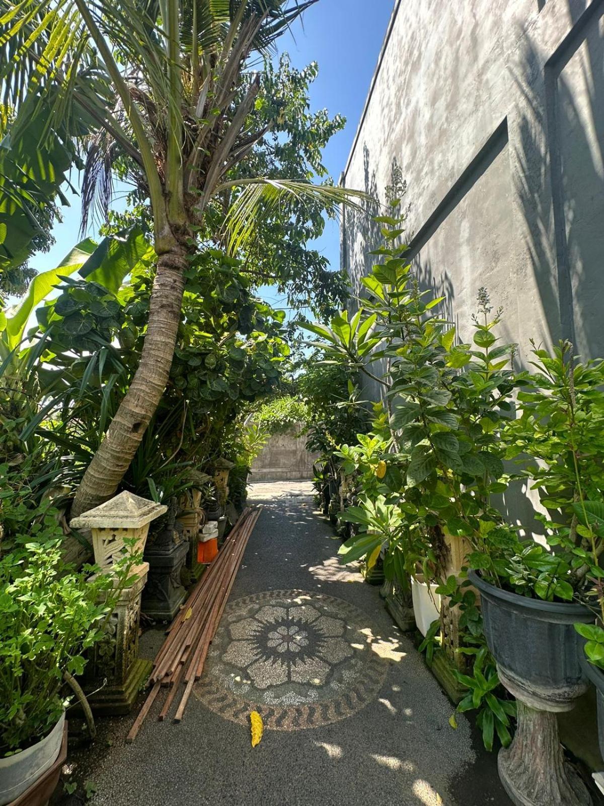 Sari Buana Bed & Breakfast Kuta Lombok Exterior foto